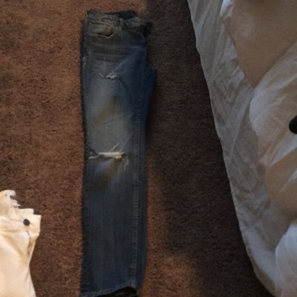 Ripped jeans